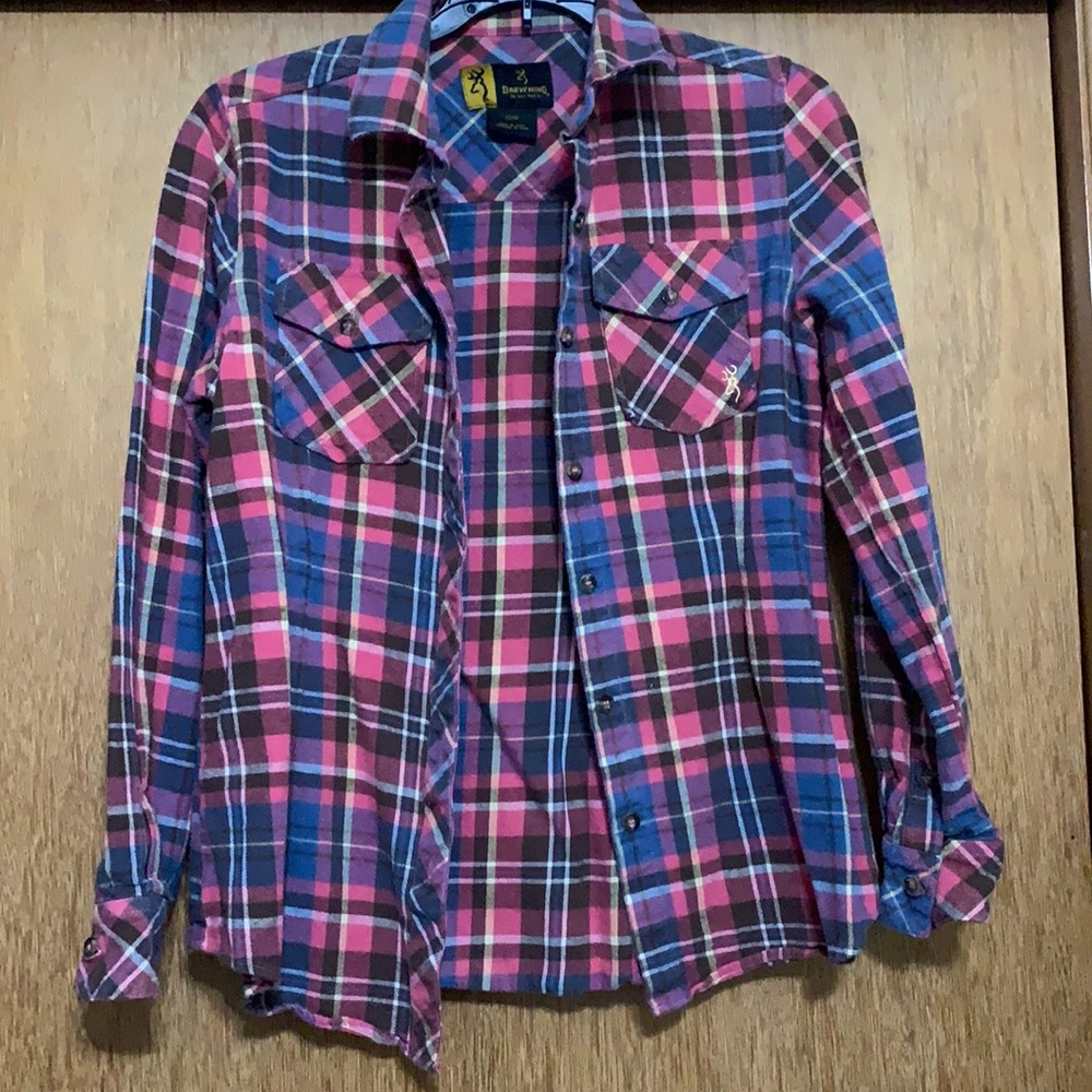 Browning plaid top